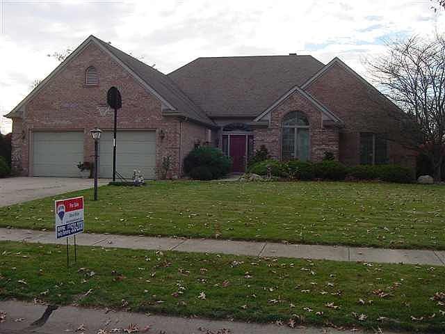 1st image of 905 Braxton Ct