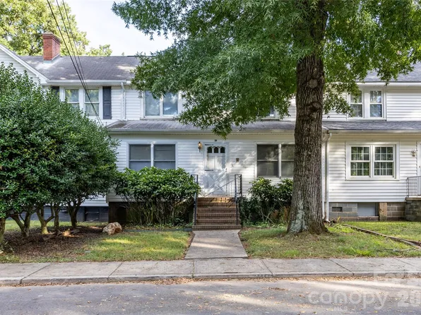 31 Maple St, Badin, NC 28009
