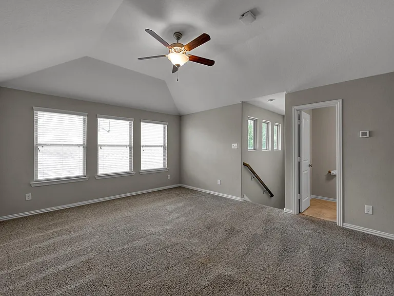 122 S Bearkat Ct — Photo 30