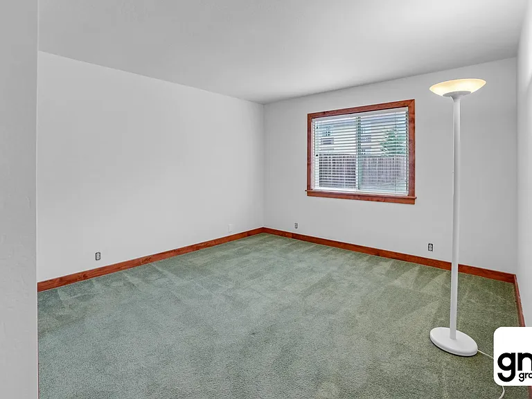 85 Valencia St — Photo 10