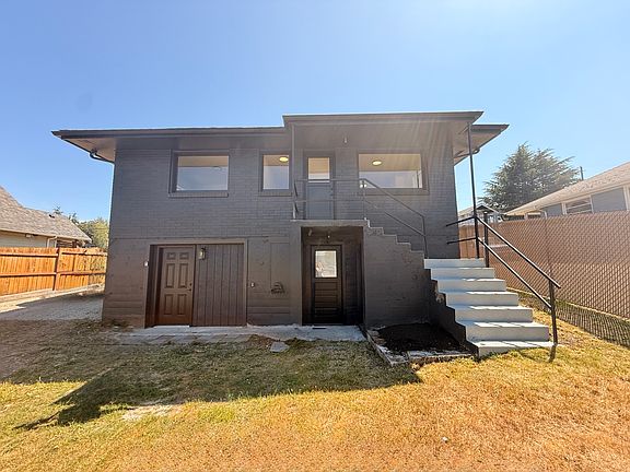 3rd image of 5611 N 48th St #A