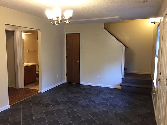 2nd image of 600 Trakas Ave #D