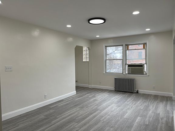 5th image of 42-17 214th Pl Floor 1