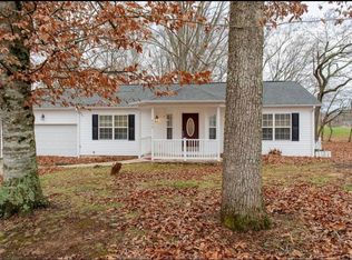 808 Bilbrey Rd, Rickman, TN 38580