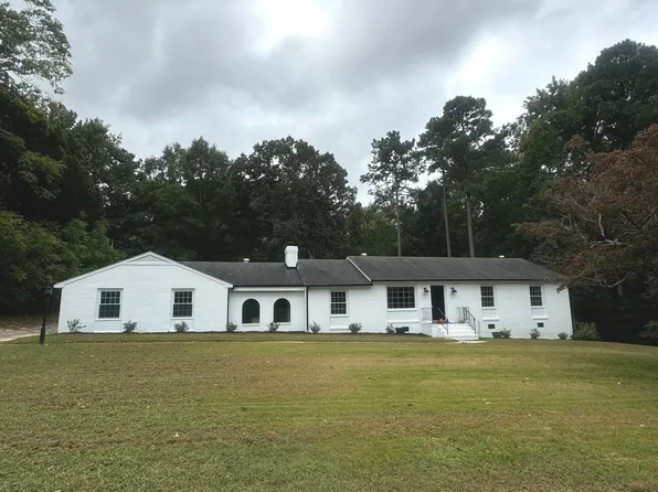 483 Terra Alta Dr, Aylett, VA 23009