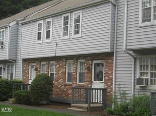 16 Scuppo Rd #F5, Danbury, CT 06810