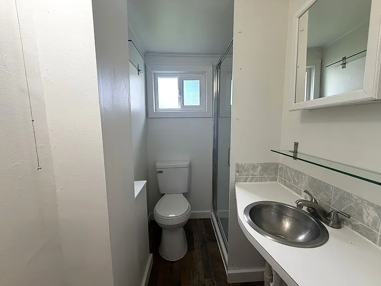 2519 Baker- 5 Unit — Photo 16