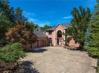 29120 Hilliard Blvd, Westlake, OH 44145