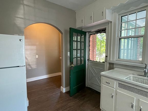 kitchen with breakfast nook