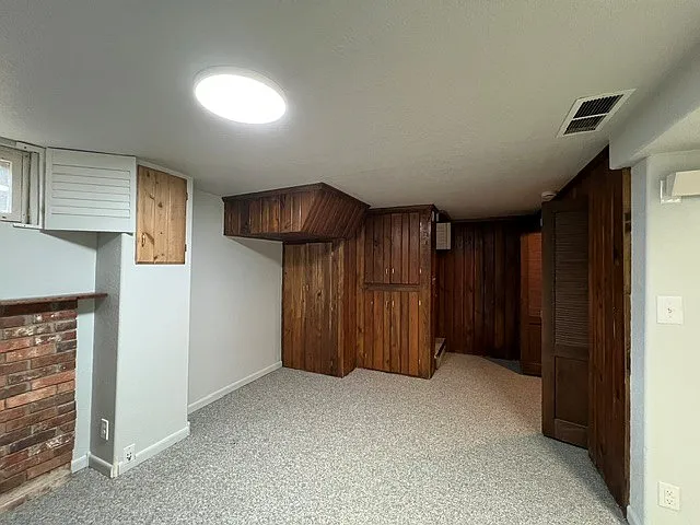 2125 Stirling St — Photo 28