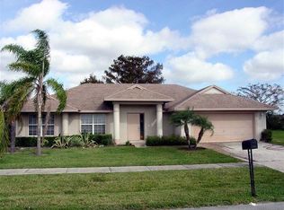 13677 Sheffield St, Wellington, FL 33414