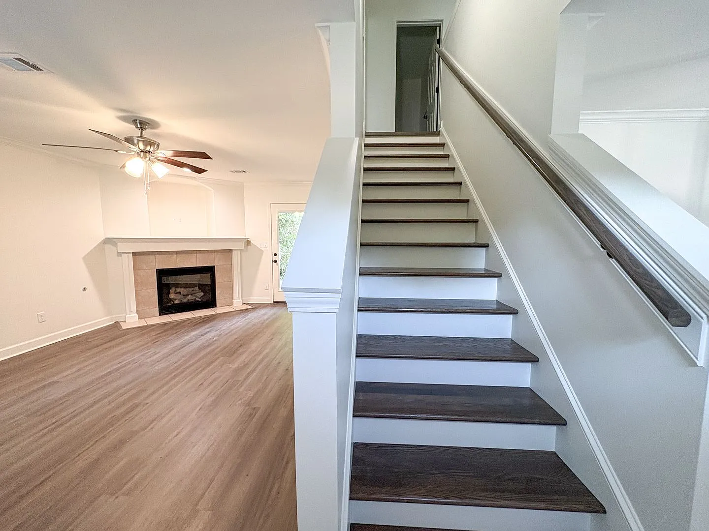 4 Bedroom, 2.5 Bathroom Near Whitten And Macon Rd / Recently Renovated — Photo 2