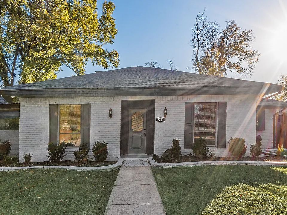 1st image of 2740 Teakwood Ln