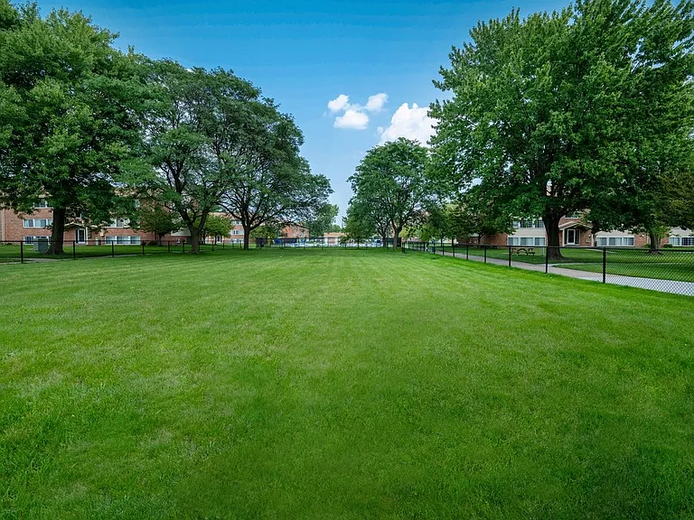 Cove on 10 - Warren, MI — Photo 18