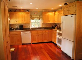 19 Leigh Rd, Norwell, MA 02061