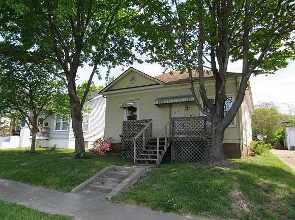 1st image of 218 E Sevier Ave