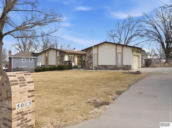 5015 N 103rd St, Omaha, NE 68134