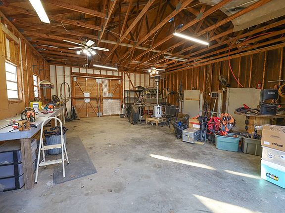 4th image of 8552 Highway 4 W