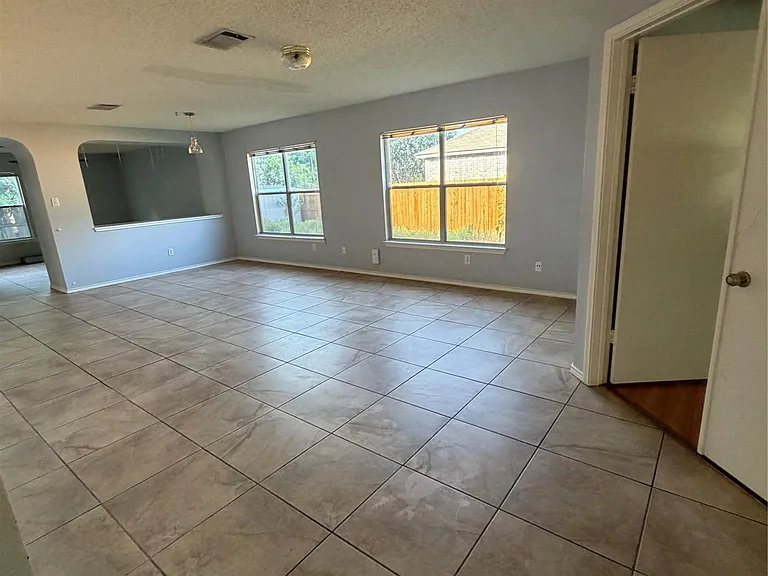 3207 Settlement Dr — Photo 16
