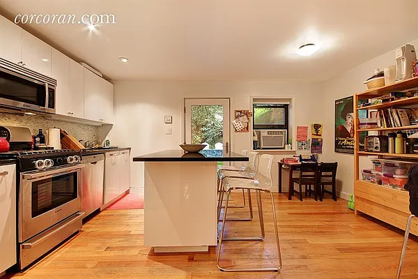 Rented by Corcoran | media 19