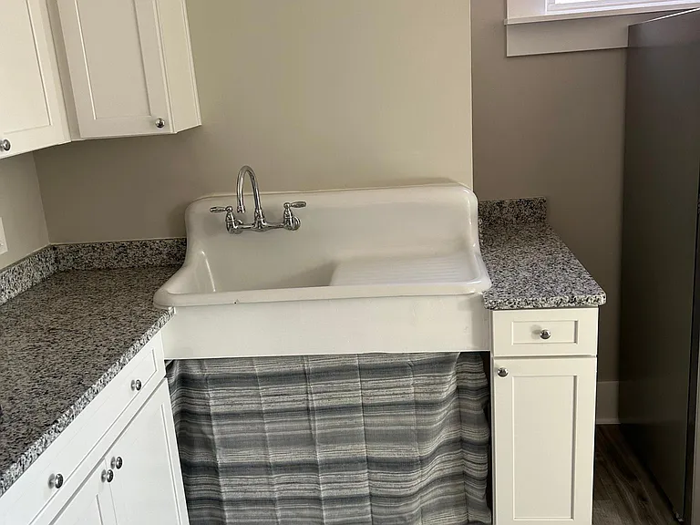 1610 Main St #3B — Photo 9