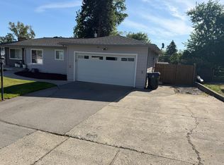 705 E 21st Pl, The Dalles, OR 97058