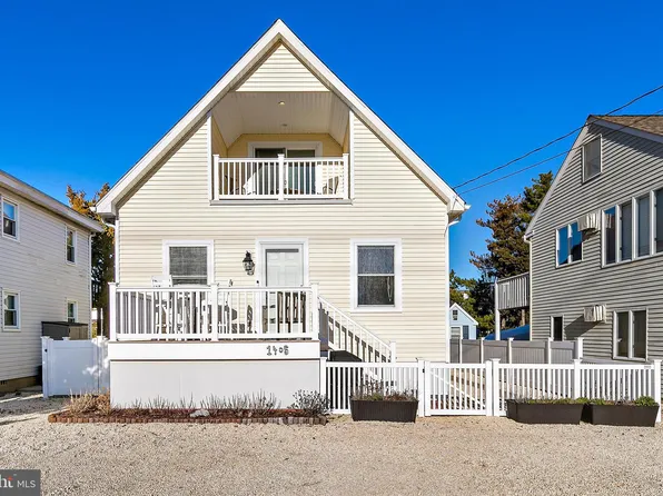 1405 N Central Ave, Surf City, NJ 08008