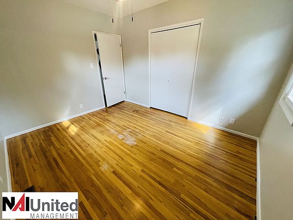 4th image of 2720 S Paxton St