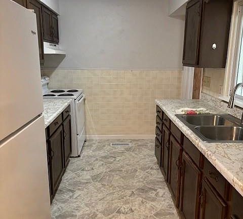 5th image of 816 Kendall Ave