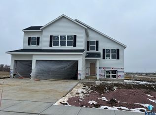 5905 S Hosta Ave, Sioux Falls, SD 57108