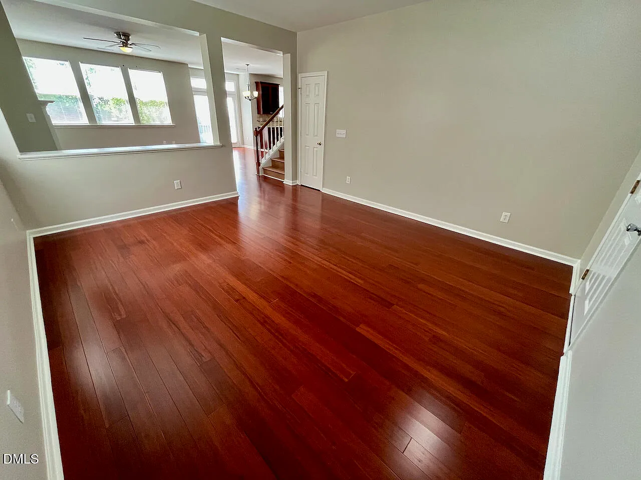 3 bed, 2.5 bath, 2261 sqft, $2,150 — Photo 4
