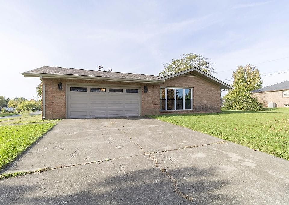 1st image of 1700 Cantrill Dr