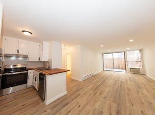 11685 Montana Ave APT 106, Los Angeles, CA 90049