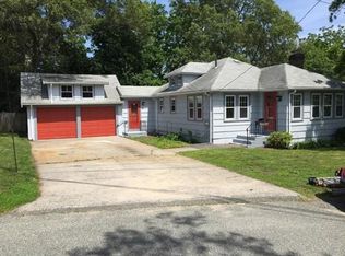 28 Lakeside Ave, Weymouth, MA 02189