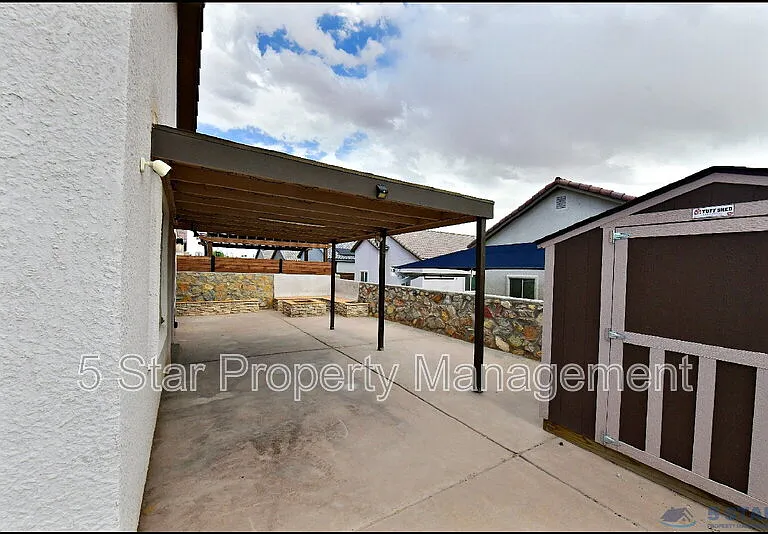 13136 Wellington Dr — Photo 38
