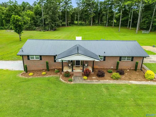 105 Cedar Ln, Attalla, AL 35954