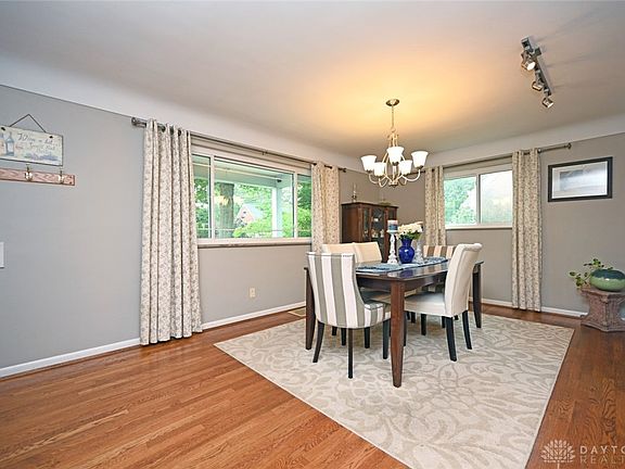 4th image of 2050 Earlwood Ct