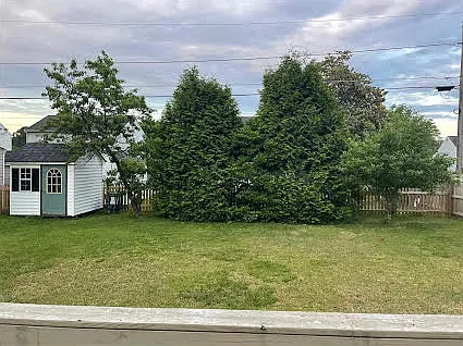 3 bed, 2.5 bath, 1377 sqft, $2,500 — Photo 3