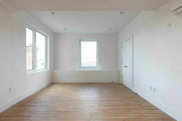 Rented by Storm Living LLC | media 13