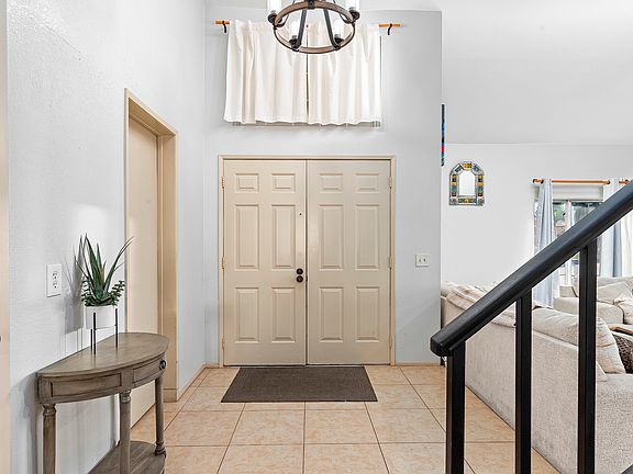3rd image of 2047 Westminster Dr