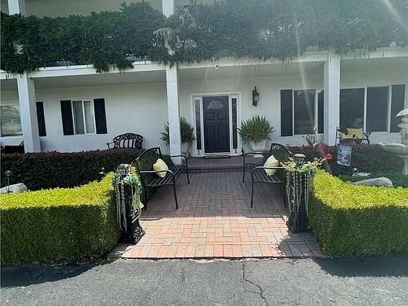 2nd image of 19685 E Golden Bough Dr