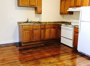4 Sterling St APT 1, Hartford, CT 06112