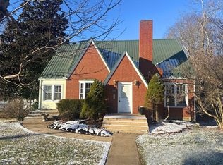 321 Riverside Dr, West Liberty, KY 41472