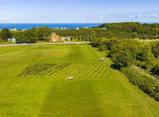 4852 Lake Rd #901, Williamson, NY 14589