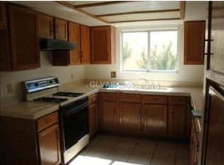 1421 Bellglen Dr, Las Vegas, NV 89128