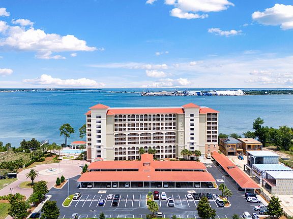 3rd image of 2400 Grandiflora Blvd #904