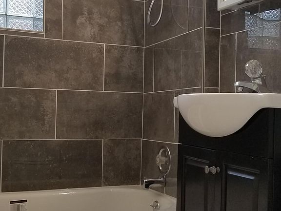 5th image of 2241 W Taylor St #574015592