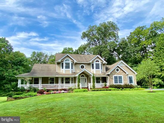 144 Deerwood Ln Berryville Va 22611 Zillow