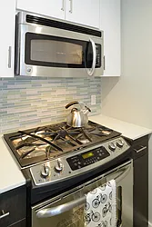 Rented by The Marketing Directors (Arias)