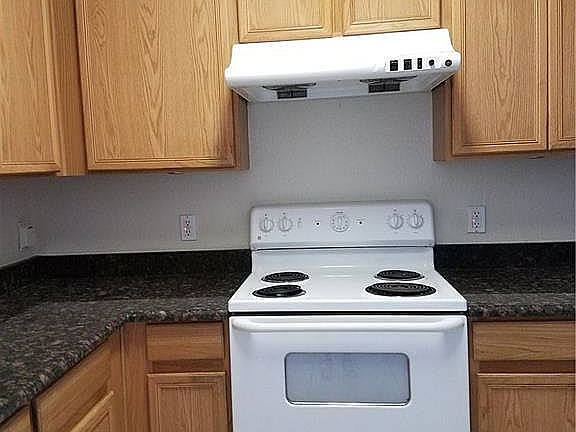 3rd image of 2600 Tilden Dr